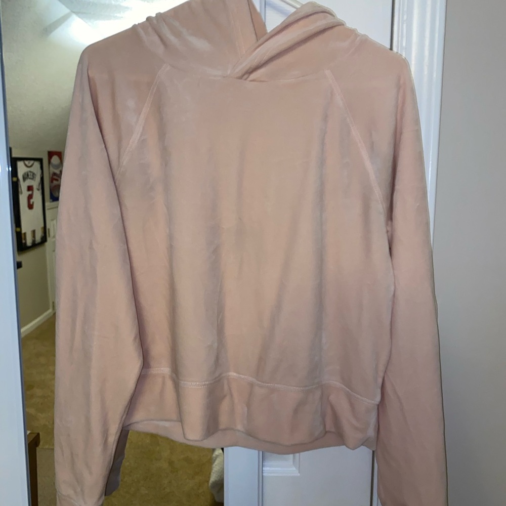 cropped hoodie